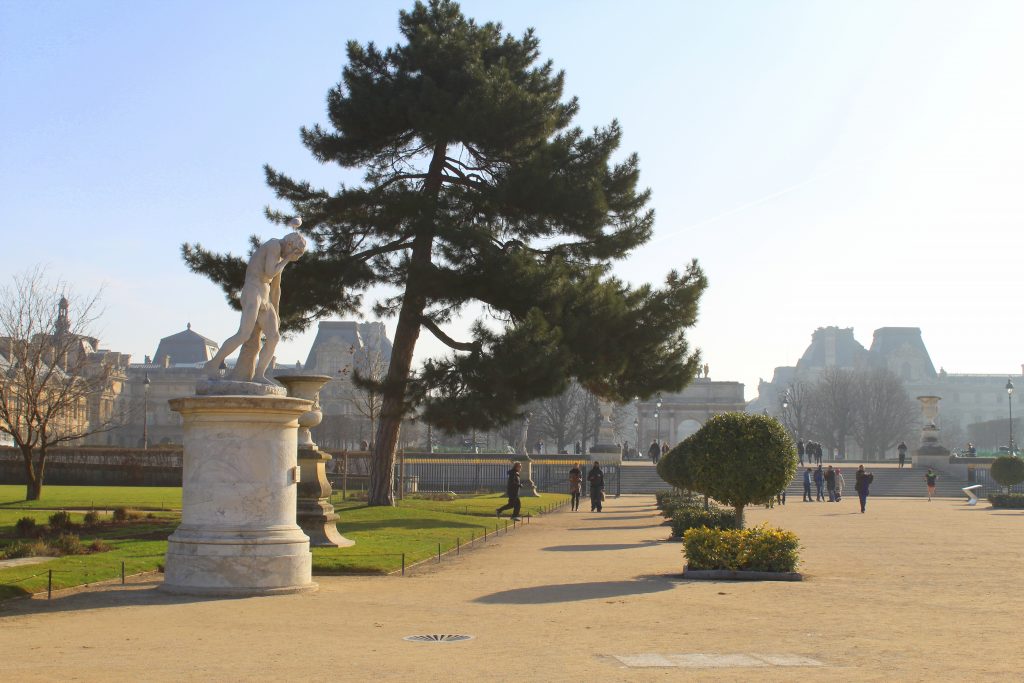 Ogrody Tuileries kolo Luwru