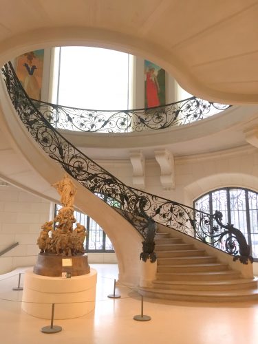 Niesamowie schody w Petit Palais, Paris