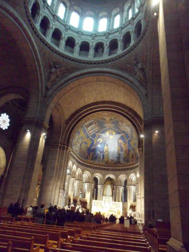 Ołtarz w Bazylice Sacre Coeur 