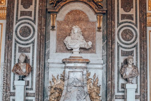 Posąg Króla Ludwika XVI 