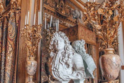 Posąg w Pałacu w Wersalu