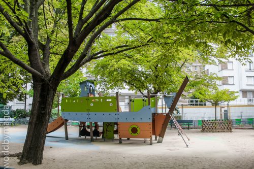 Teren do zabawy dla dzieci w Saint-Lambert