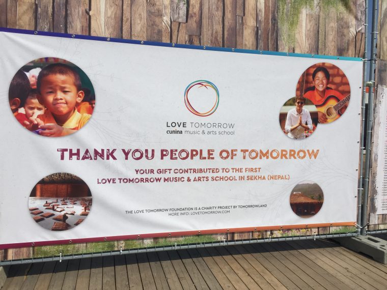 Charytatywnie na Tomorrowland