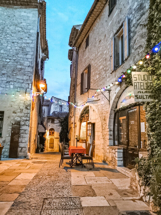 Lazurowe Wybrzeże co zwiedzać