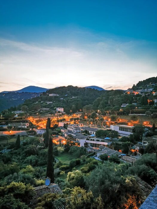 Lazurowe Wybrzeże co zwiedzać