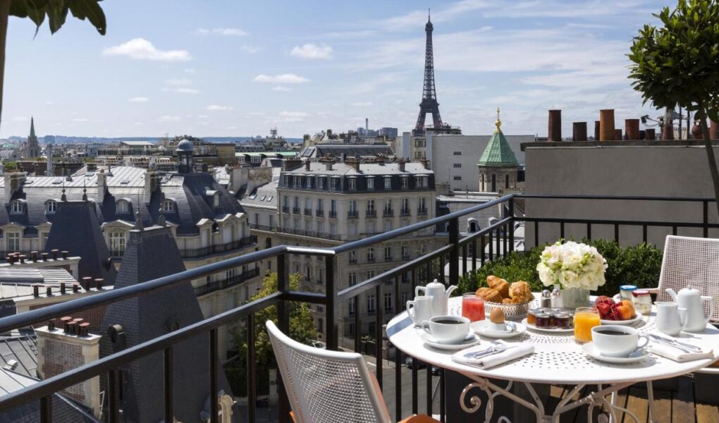 Hotele w Paryżu z widokiem na Wieżę Eiffla