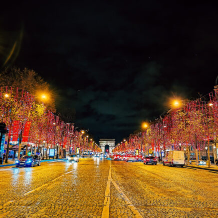 Pola Elizejskie: przewodnik po najbardziej kultowej alei Paryża