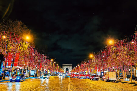 Pola Elizejskie: przewodnik po najbardziej kultowej alei Paryża