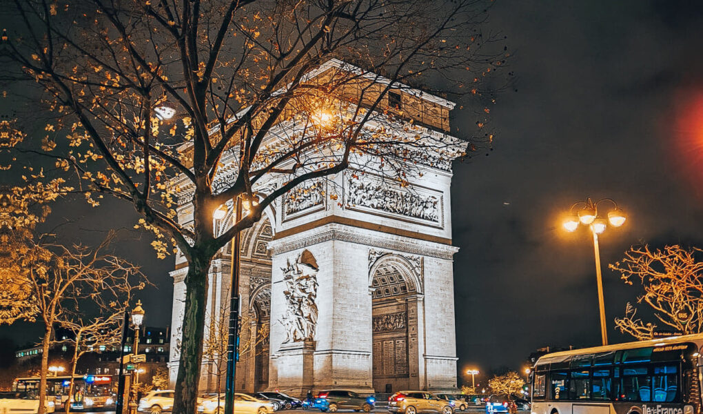 Pola Elizejskie: przewodnik po najbardziej kultowej alei Paryża