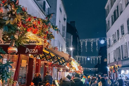Gdzie poznawać ludzi w Paryżu? Życie towarzyskie we Francji